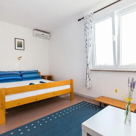 Apartments Krizmanic Ždrelac Zimmer foto