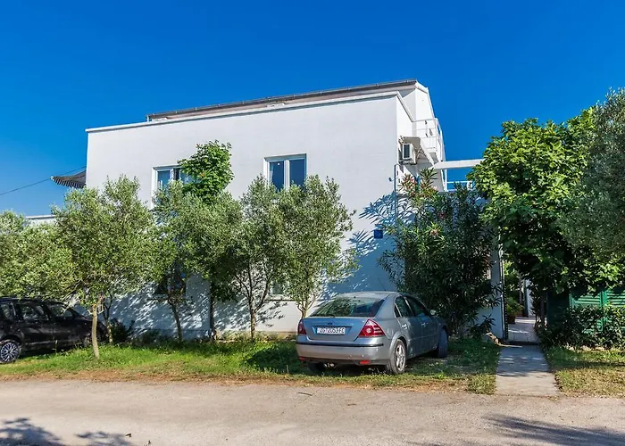 Apartments Krizmanic